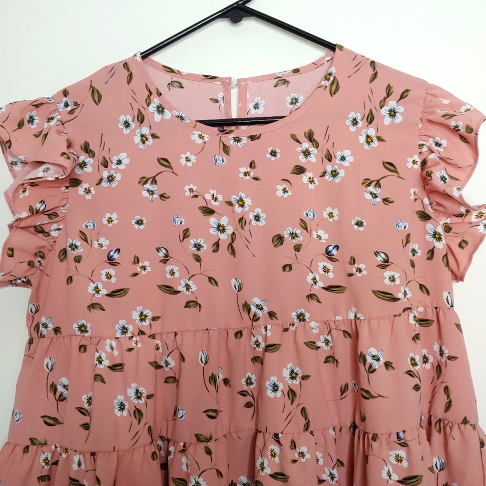 Shein Women's Spring Pink Ruffled Short Sleeve Tiered Floral Blouse Size Large - Picture 3 of 15